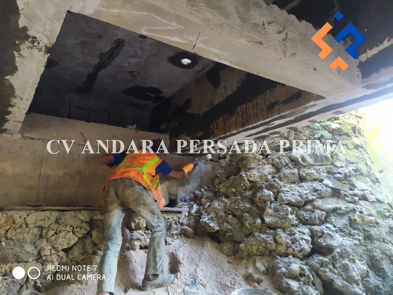 Prospek Perkuatan Struktur "CFRP (Carbon Fiber Reinforced Polymer)" CV Andara Persada Prima
